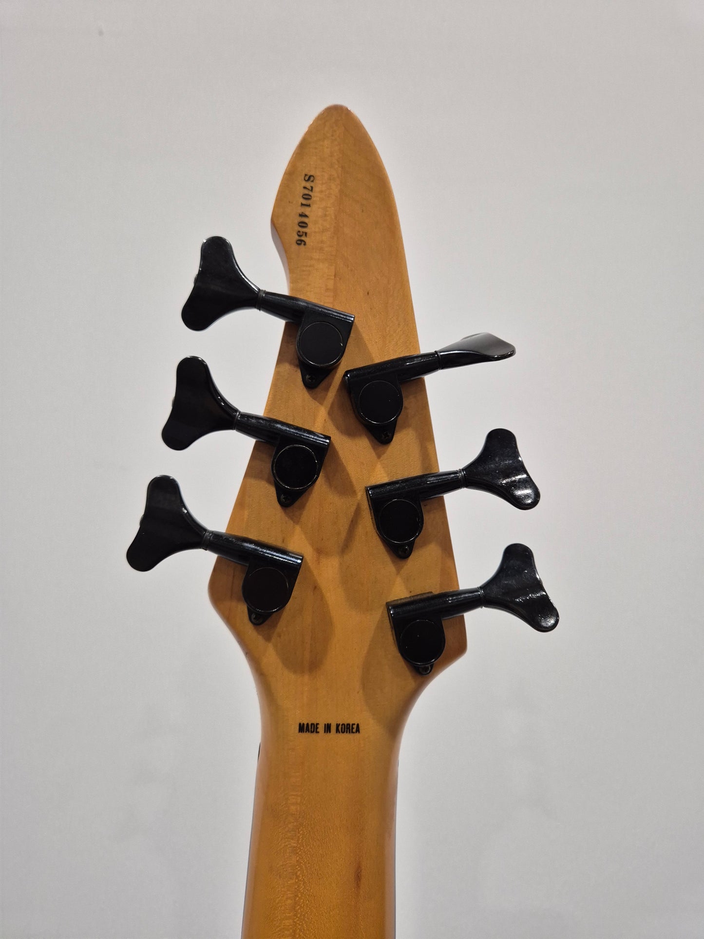 Aria Pro II 6 String Avante 24 Fret Electric Bass Guitar - Black