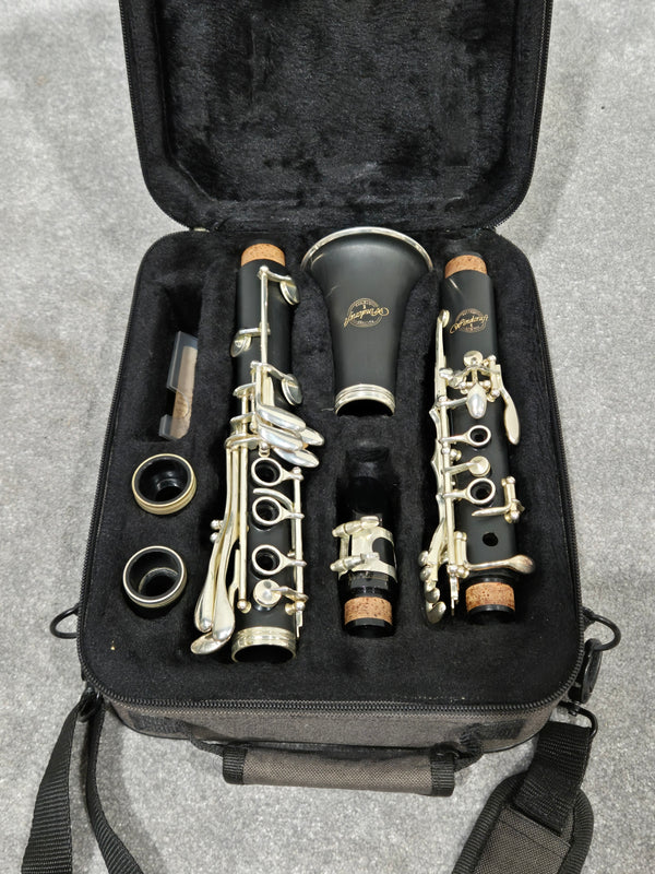 Windcraft WCL-100 - Free-Blowing Clarinet w/ Soft Case