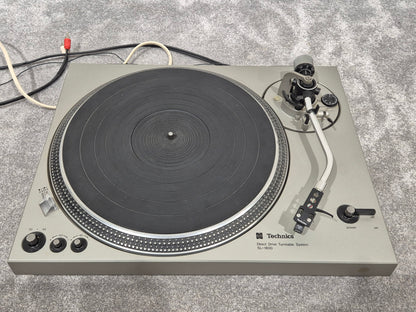 Technics SL 1800 - Direct-Drive Turntable
