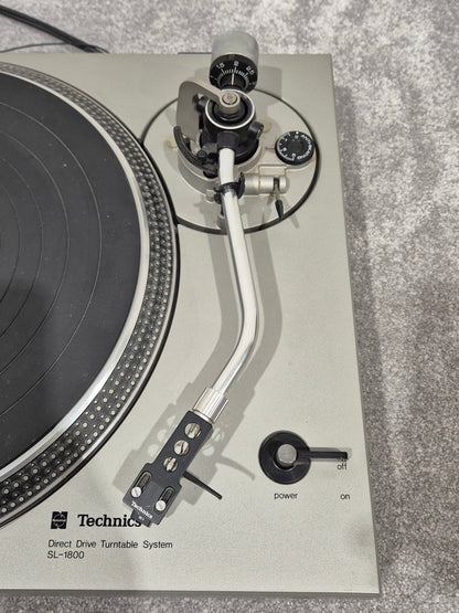 Technics SL 1800 - Direct-Drive Turntable