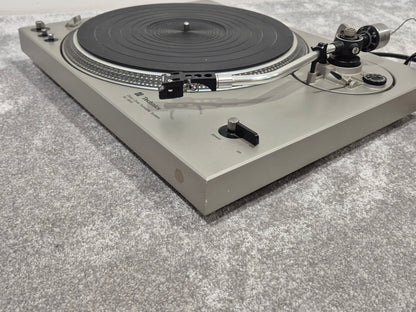 Technics SL 1800 - Direct-Drive Turntable