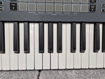 Novation FLkey 37 - MIDI Keyboard Controller - Image 4