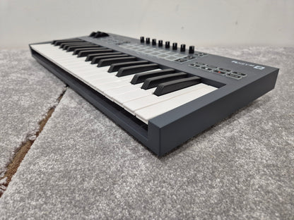 Novation FLkey 37 - MIDI Keyboard Controller