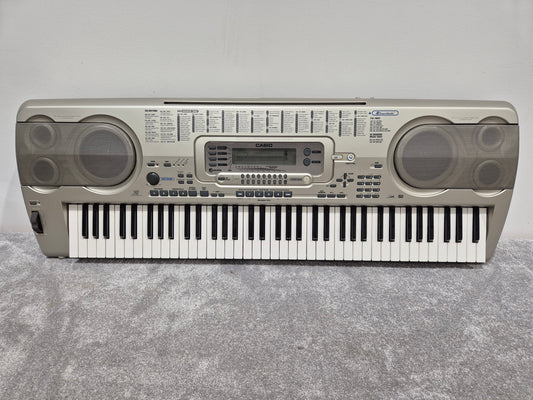 Casio WK 3200 - Versatile Digital 61 Key Keyboard