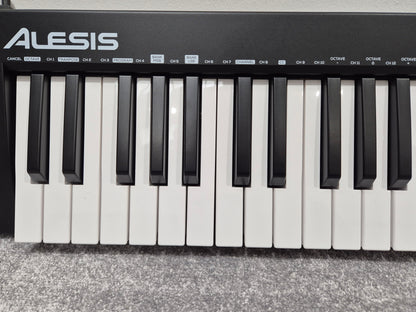 Alesis Q49 - 49-Note MIDI Keyboard Controller - USB