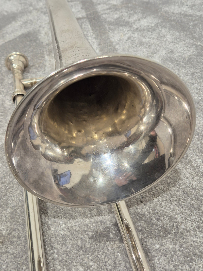 Vintage Martin Elkhart Trombone 1914 - Brass Instrument, Vintage Design - Very Good w/ Hard Case - Image 4