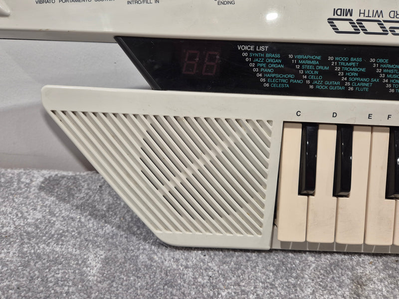 Yamaha SHS-200 - Digital Shoulder Electronic Keyboard w/ Hard Case - Image 5