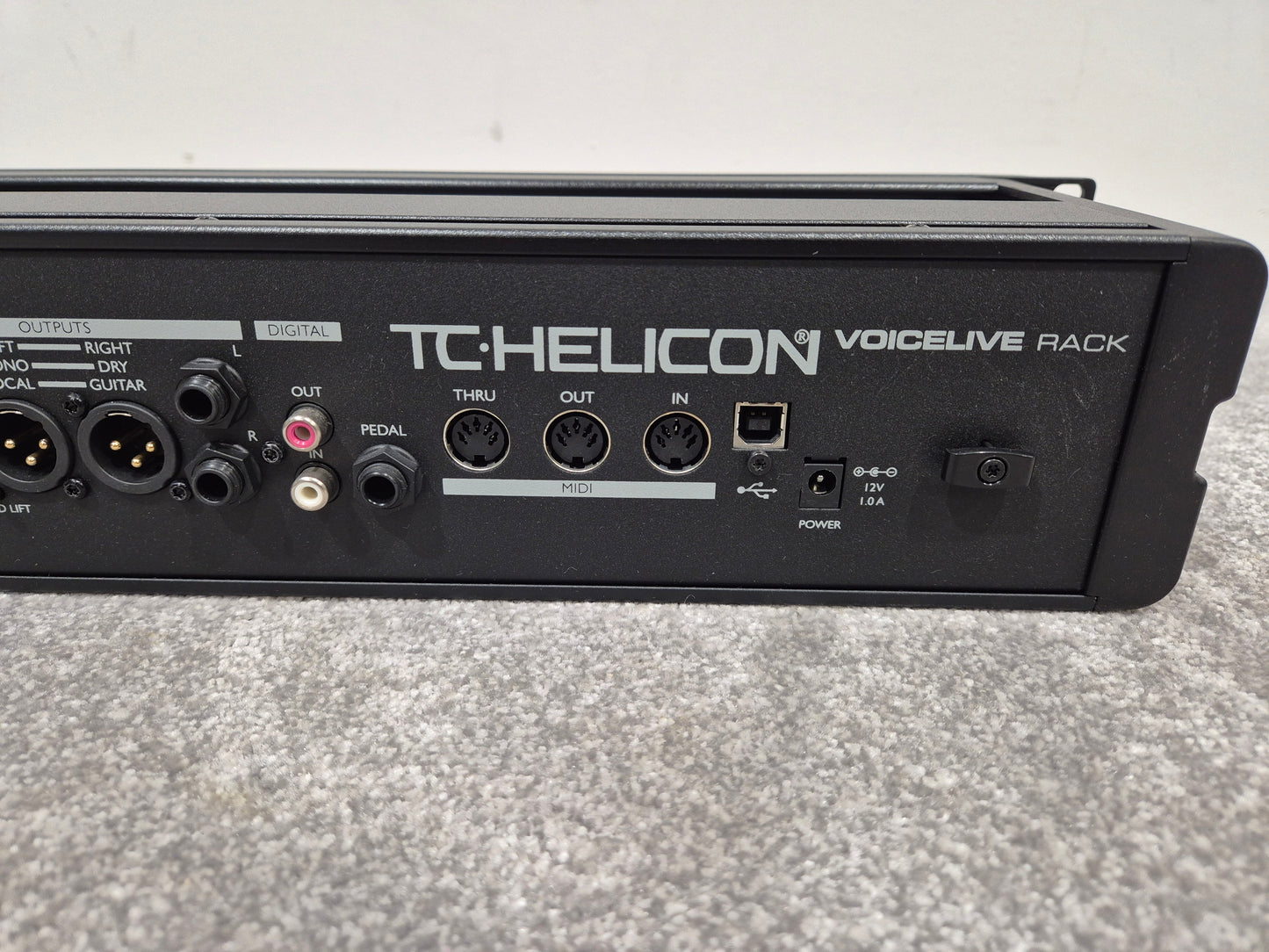 TC Helicon VoiceLive Rack - Vocal  Processor - Black