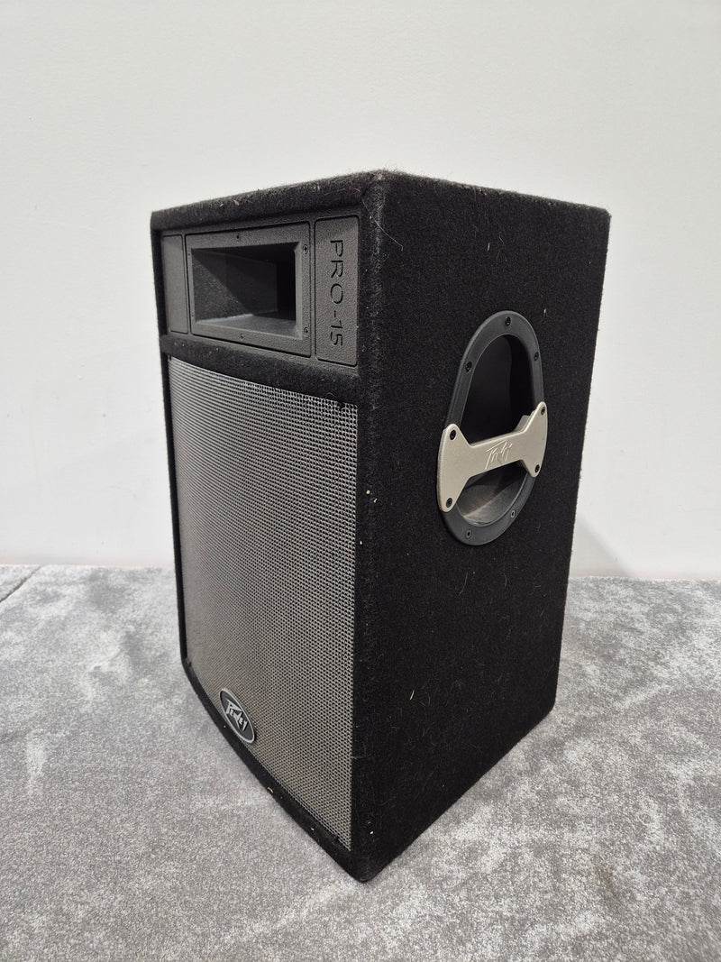 Peavey PRO 15 - 15-inch 300 watts RMS Loudspeaker - Image 8
