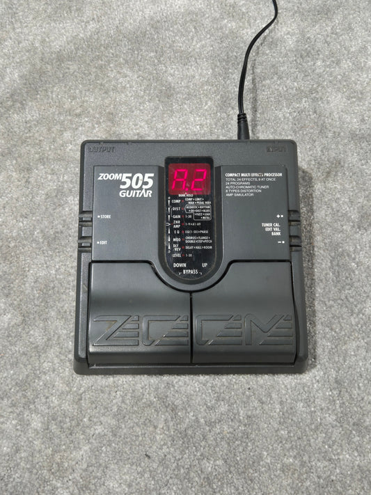 Zoom 505 Guitar Pedal - Multi-Effects Guitar Pedal