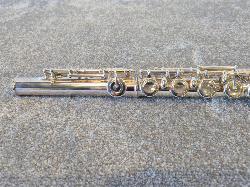 Pearl Flute PF-765 - Quartz S/N 5760 w/ Hard Case - Image 3