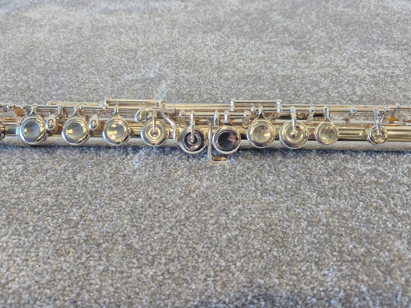 Pearl Flute PF-765 - Quartz S/N 5760 w/ Hard Case - Image 4