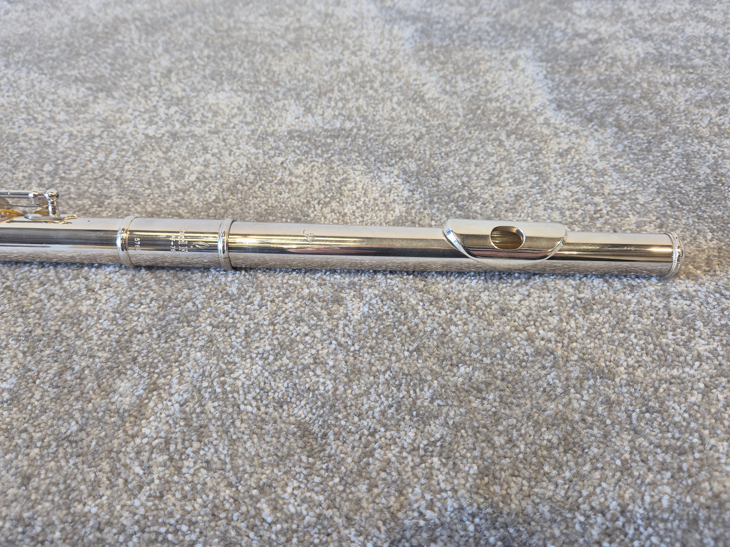 Pearl Flute PF-765 - Quartz S/N 5760 w/ Hard Case