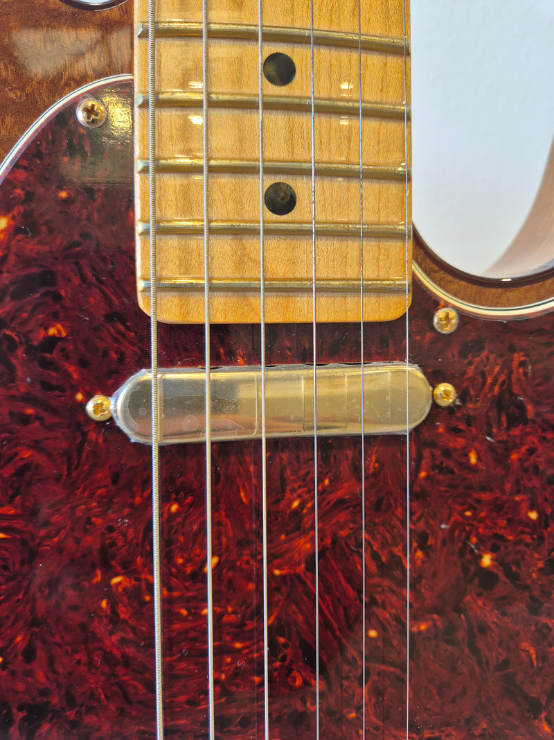 Fender Rarities Red Mahogany Telecaster – Limited Edition Electric Guitar  US19012782 – Excellent w/ Fender Hard Case and Certification - Image 6