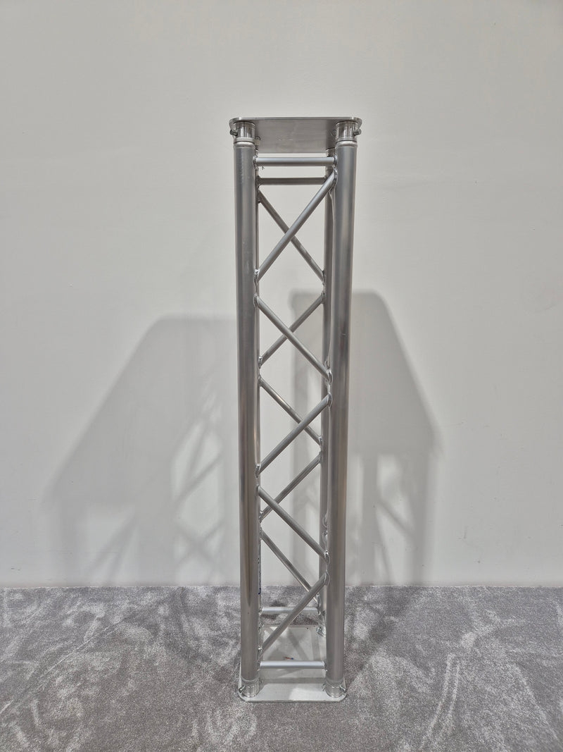 Global Truss Standard F34 - 1.5m Square Aluminium Truss - Image 1