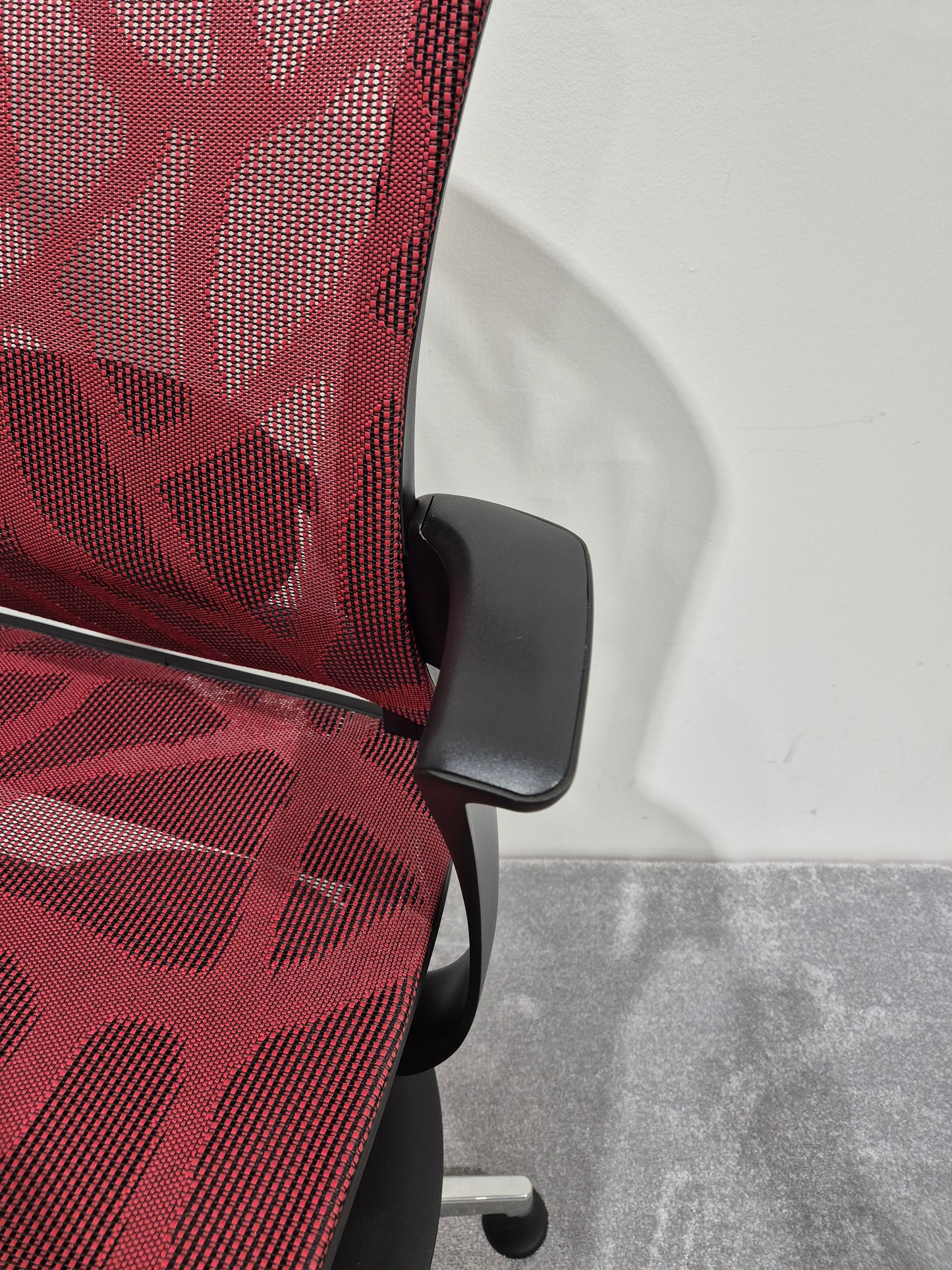 Skate Stools - Red Studio Stool Chair for Broadcasting Radio Podcast w/ Manual