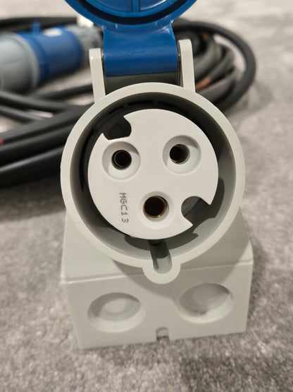 LINEAX H07RN-F / Mennekes 3943 / Mennekes 1421ZA - Industrial Flexible Cable