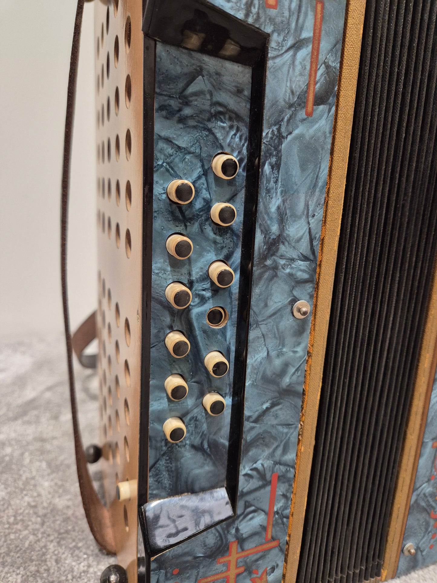 Pietro Accordion - Blue w/ HardCase