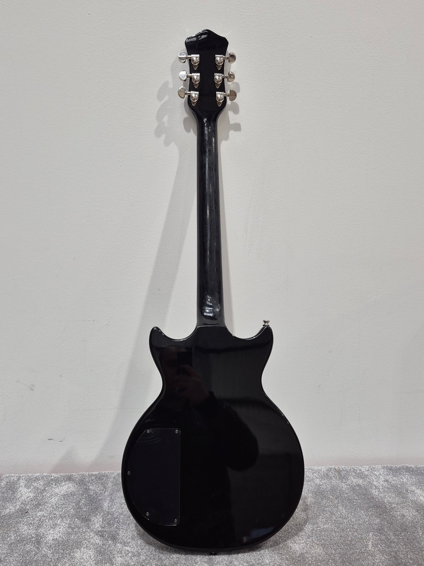 Hofner Six String Electric Guitar - Black P90s and Bigsby Tremolo