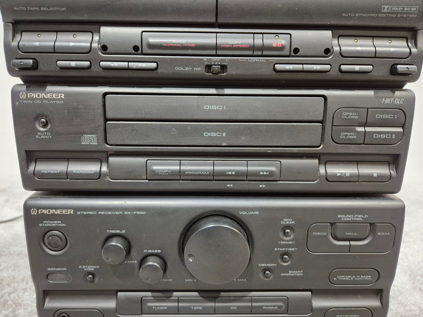 Pioneer SX-P520 Audio Stack - Dual CD Player / AM/FM Stereo Receiver ( Faulty Tape Deck )