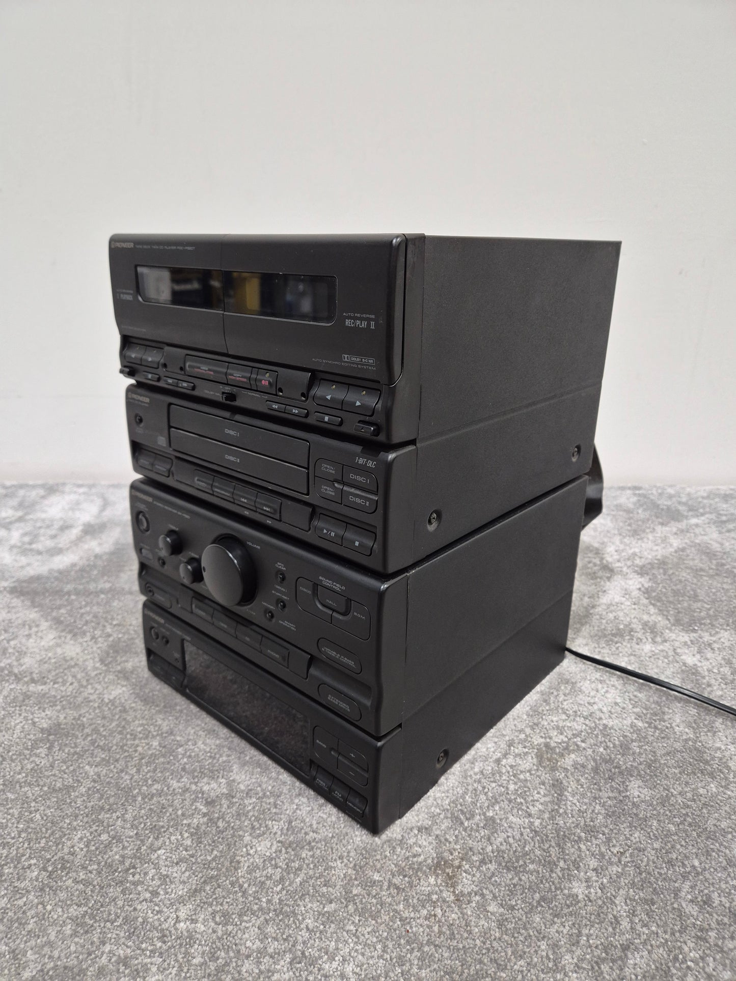 Pioneer SX-P520 Audio Stack - Dual CD Player / AM/FM Stereo Receiver ( Faulty Tape Deck )