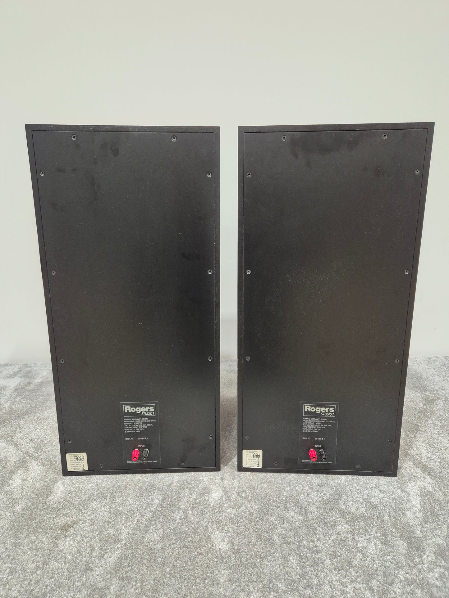 Rogers Studio 1 - Pair of 300-watts Passive Bookshelf Loudspeakers
