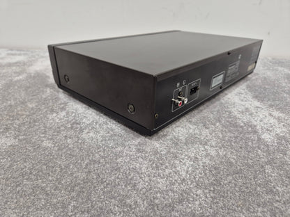 Technics SL-PG580A - 1990's Stereo Compact Disc Player