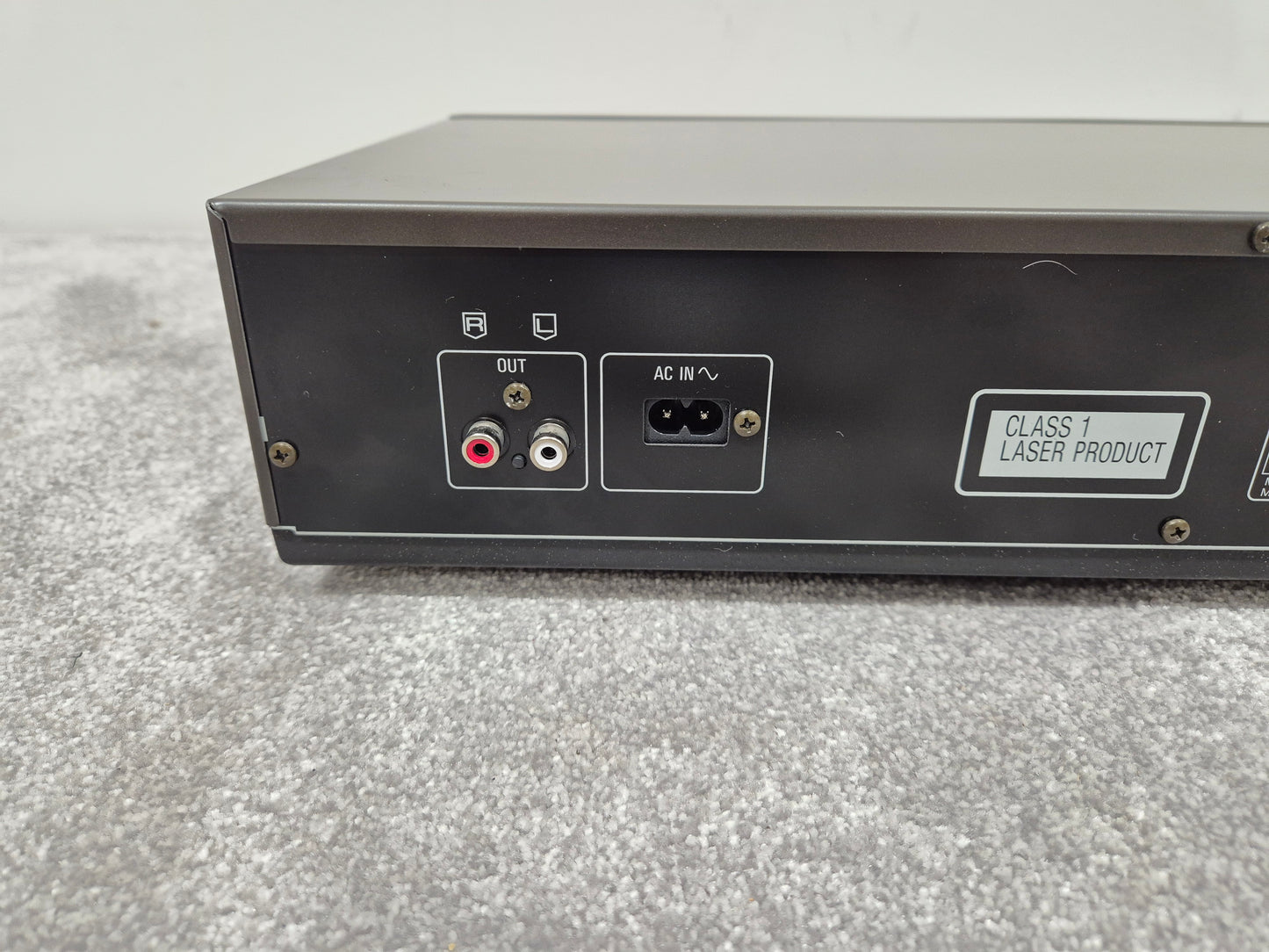 Technics SL-PG580A - 1990's Stereo Compact Disc Player