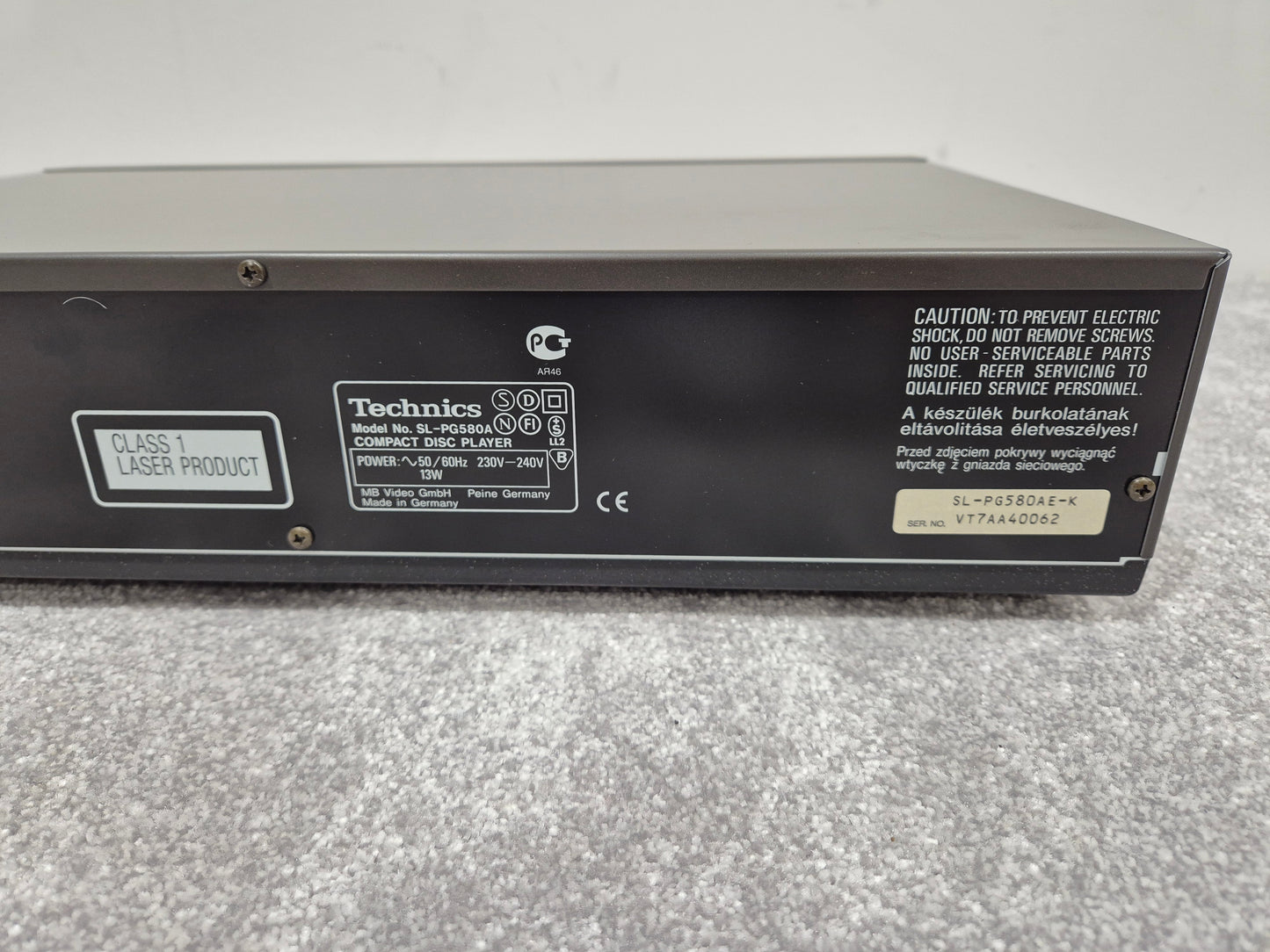 Technics SL-PG580A - 1990's Stereo Compact Disc Player
