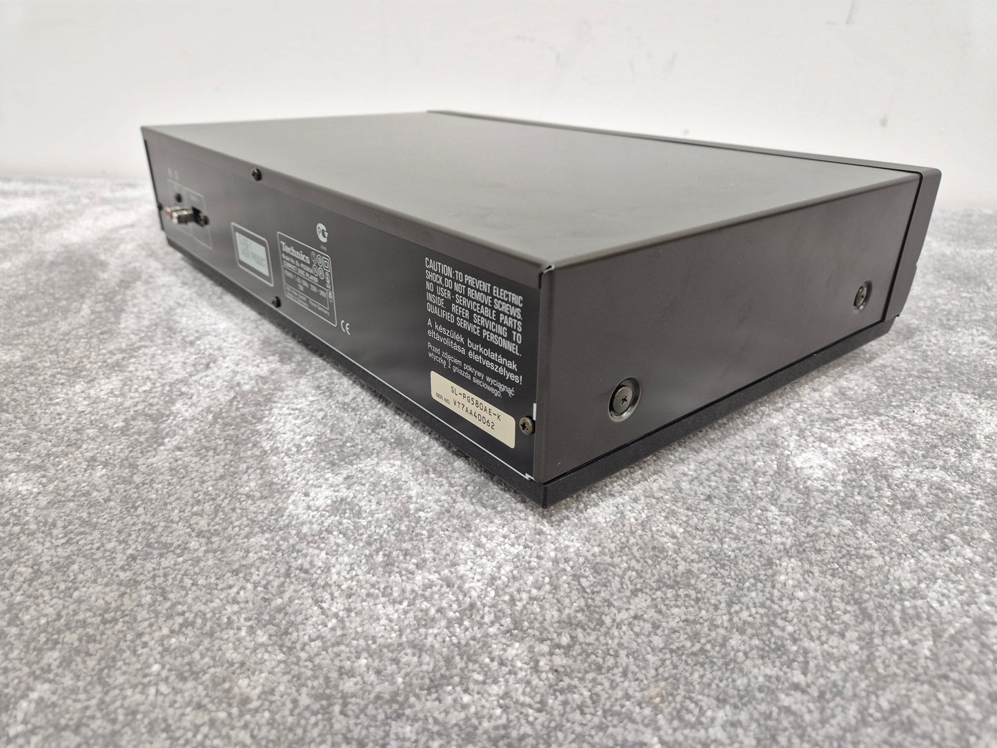 Technics SL-PG580A - 1990's Stereo Compact Disc Player