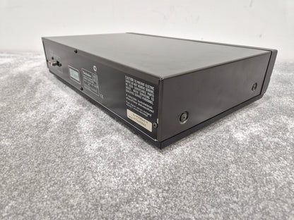 Technics SL-PG580A - 1990's Stereo Compact Disc Player