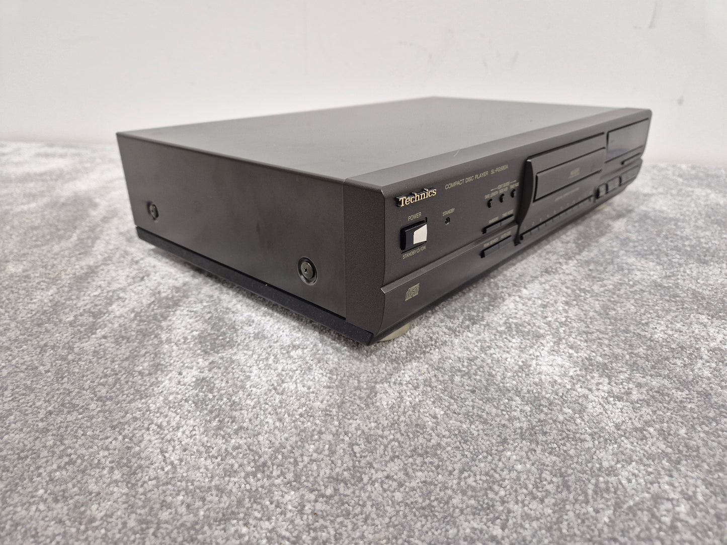 Technics SL-PG580A - 1990's Stereo Compact Disc Player