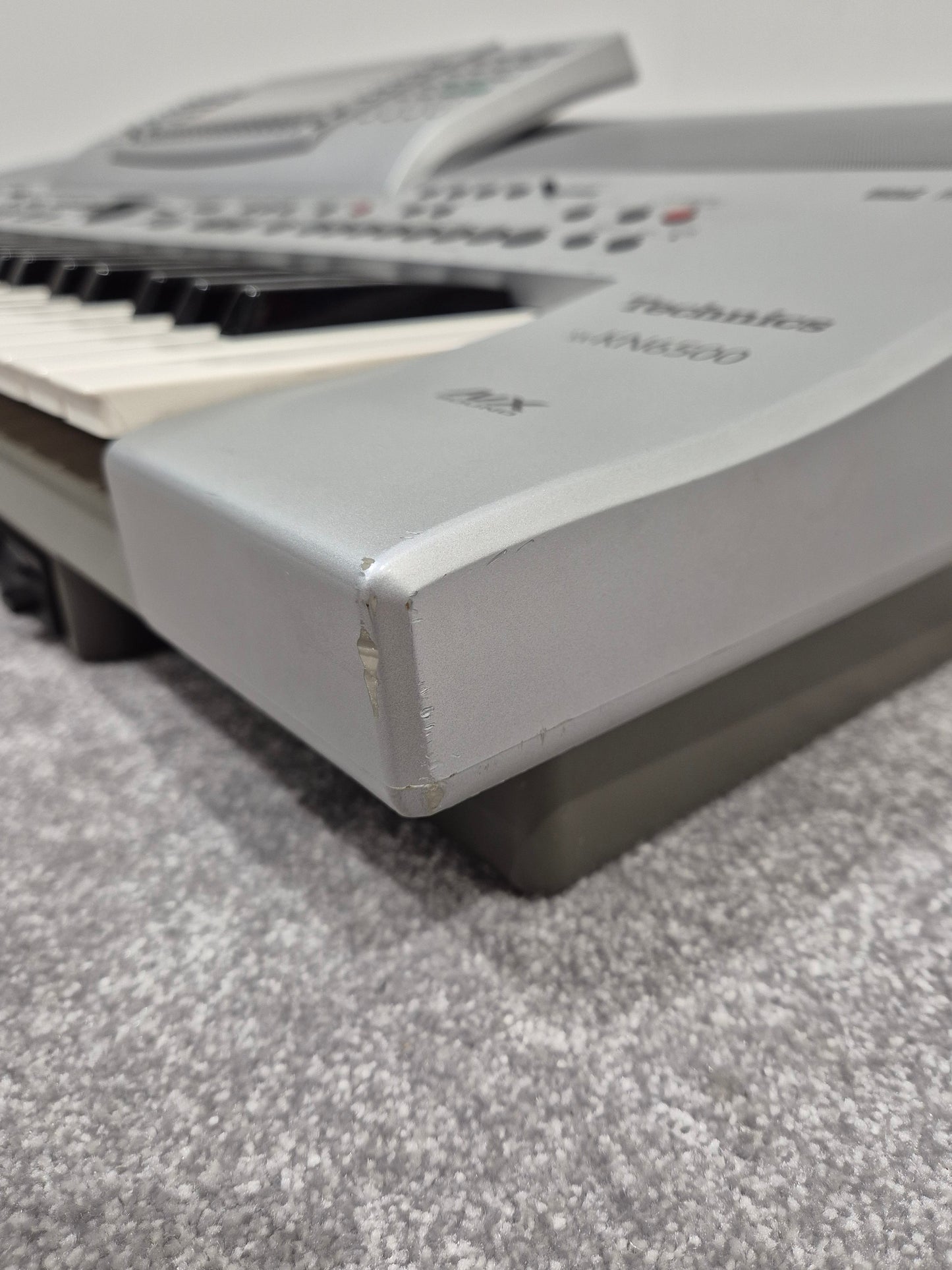 Technics SX-KN6500 - 61 Key Digital Keyboard Workstation