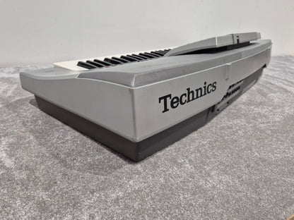 Technics SX-KN6500 - 61 Key Digital Keyboard Workstation
