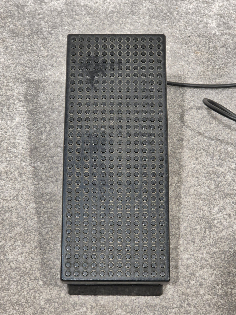 Technics SZ-E2 - Volume Expression Control Pedal - Image 1