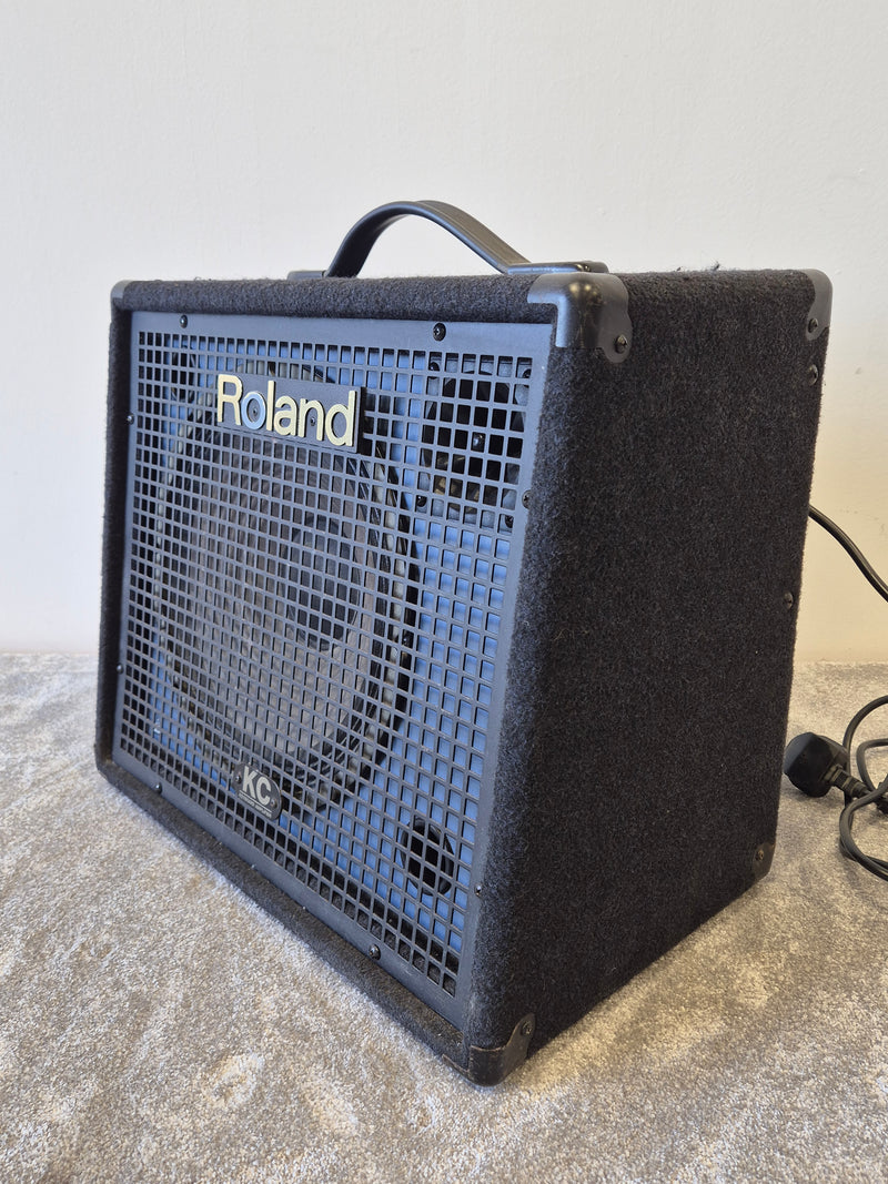 Roland KC-150 - Compact 65-watt Keyboard Amplifier - Image 12