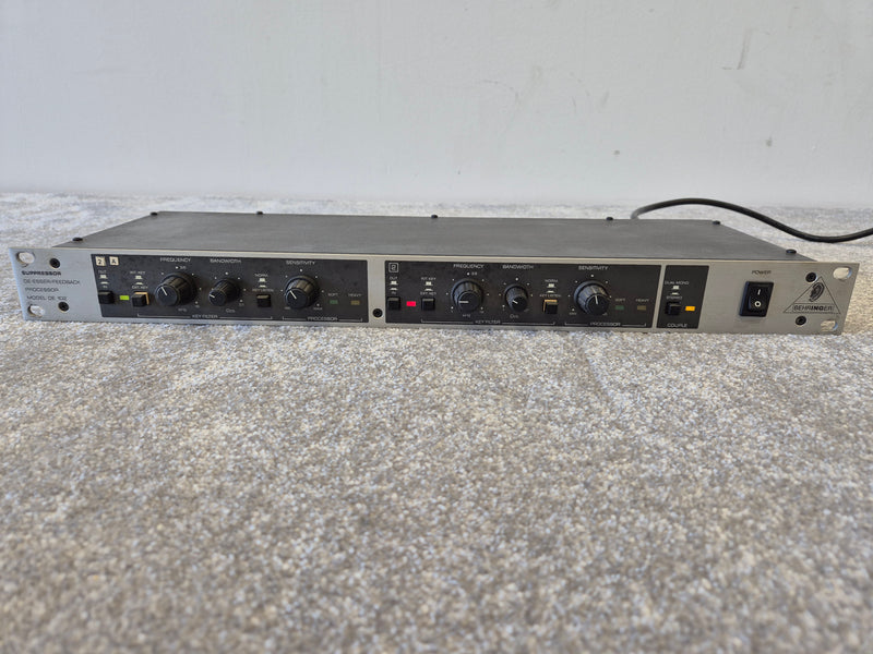 Behringer Suppressor Model DE 102 - De-Esser and Feedback Processor - Image 1