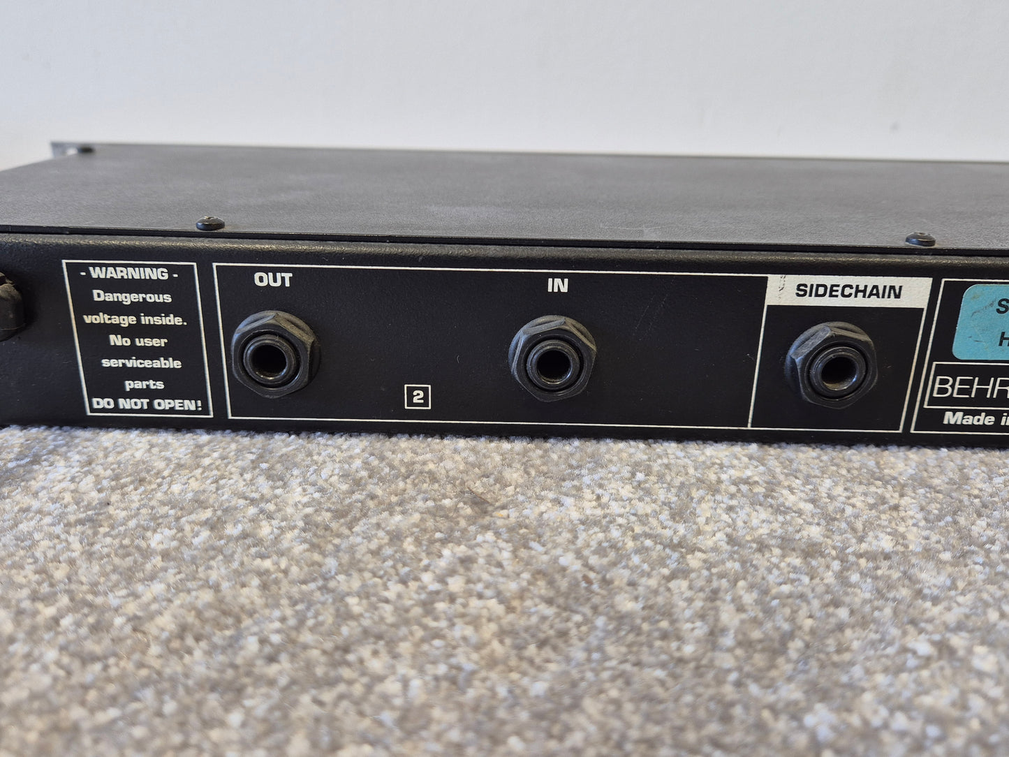 Behringer Suppressor Model DE 102 - De-Esser and Feedback Processor