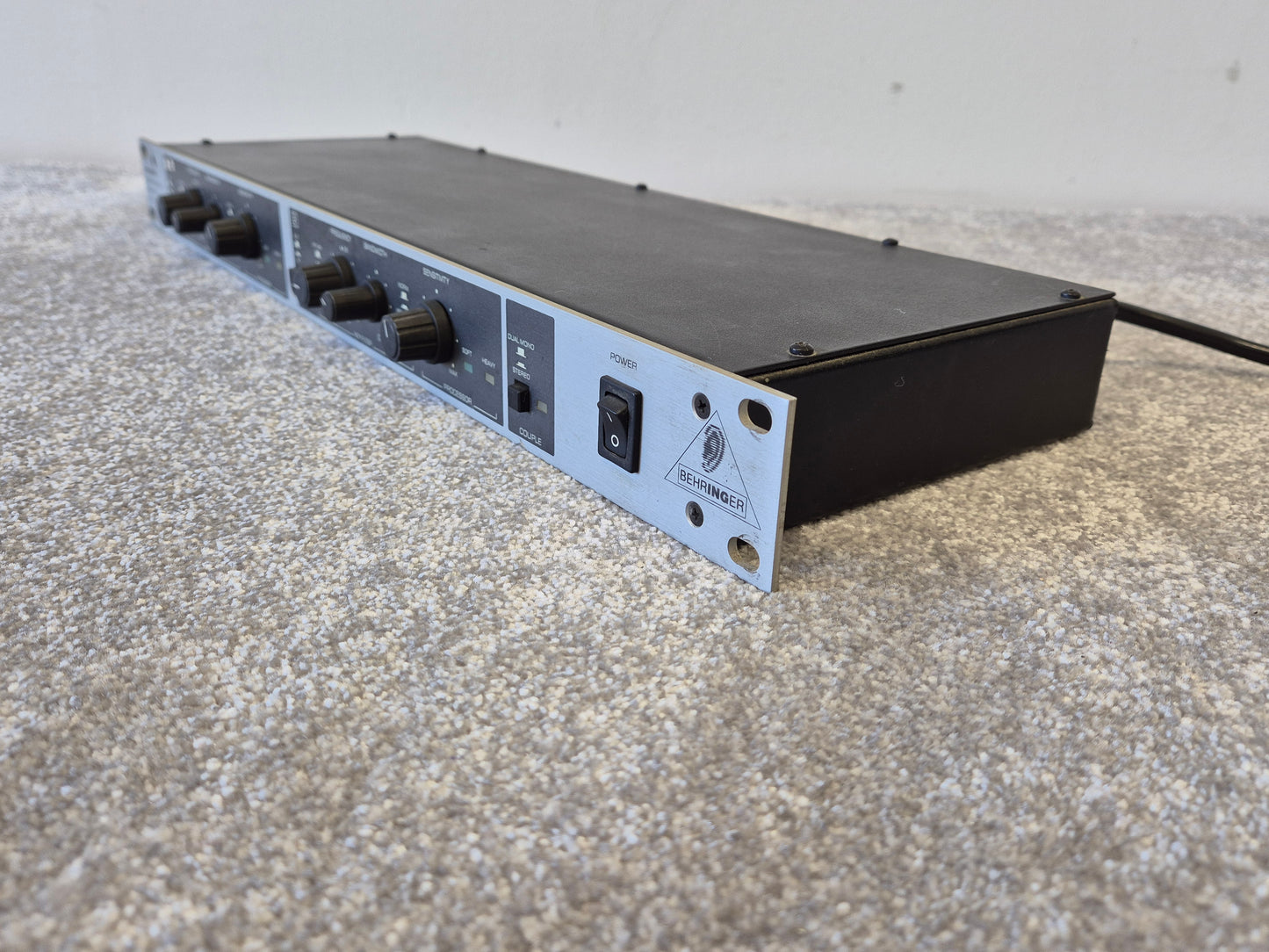 Behringer Suppressor Model DE 102 - De-Esser and Feedback Processor