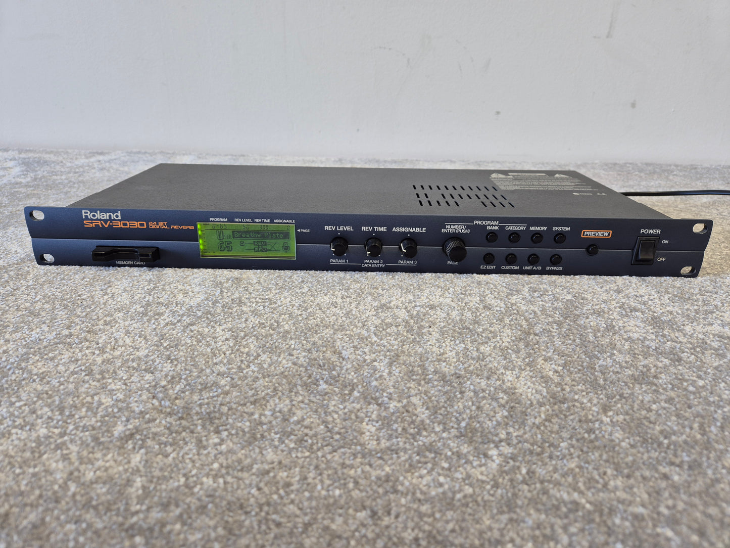 Roland SRV-3030 - 24-bit Digital Reverb Processor With MIDI
