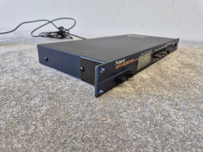 Roland SRV-3030 - 24-bit Digital Reverb Processor With MIDI
