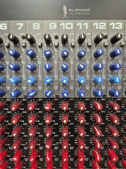 Peavey 24FX - 24-Channel Mixer with Dual DSP Engines w/ Flight Case