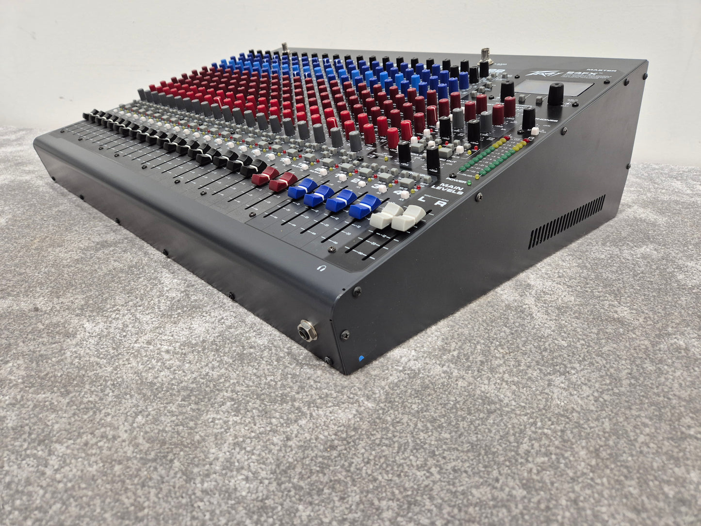 Peavey 24FX - 24-Channel Mixer with Dual DSP Engines w/ Flight Case