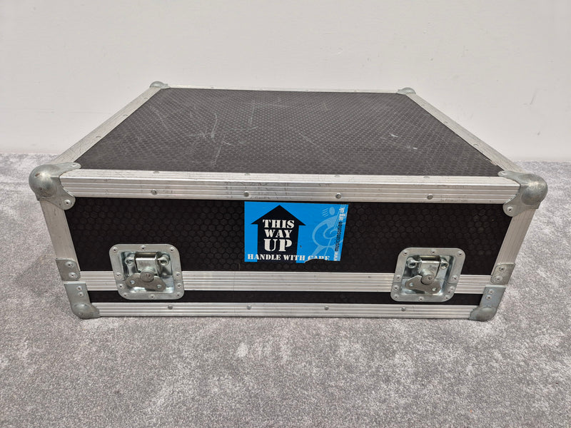 Peavey 24FX - 24-Channel Mixer with Dual DSP Engines w/ Flight Case - Image 19