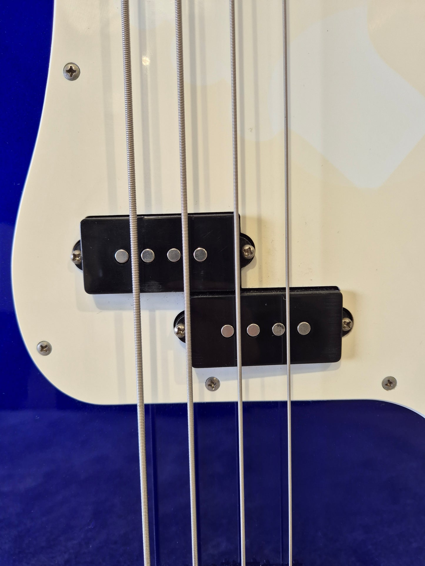 Squier Precision Bass - 4-String Bass Guitar (Read Description)