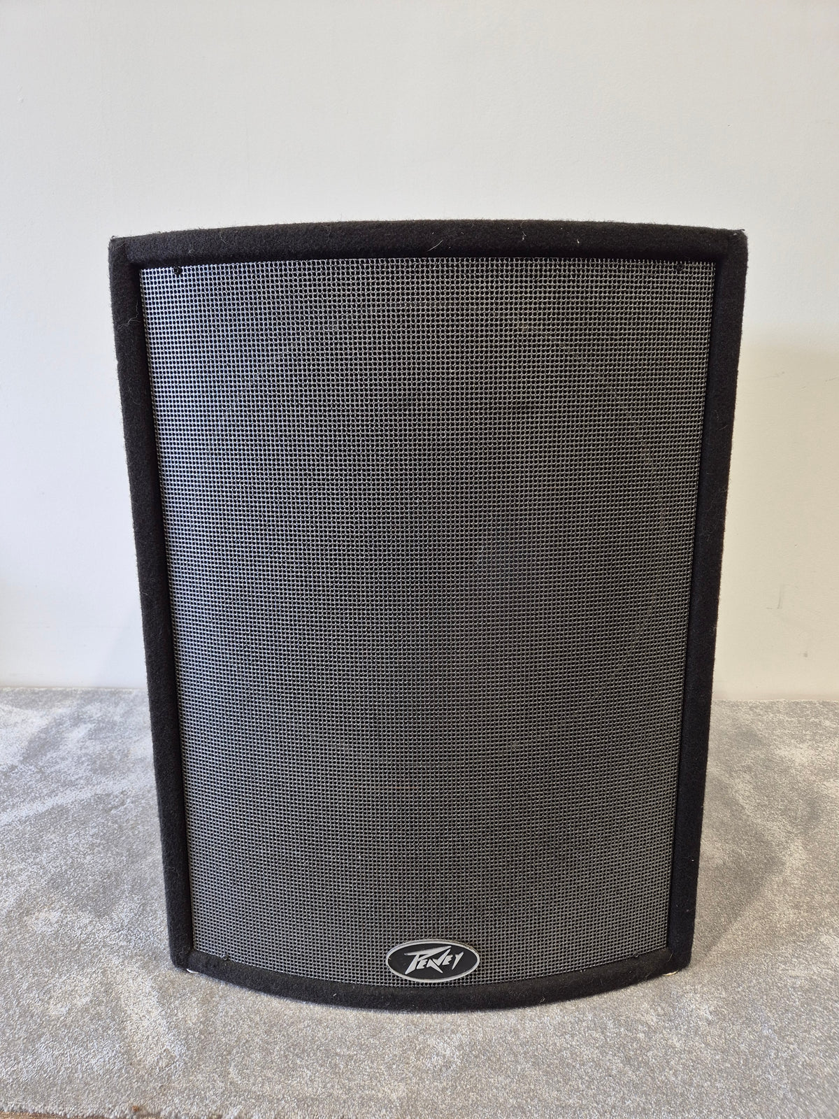Peavey UL-118 - Passive PA Subwoofer - High Output Design - Excellent