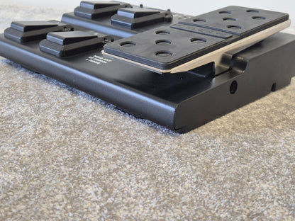 Line 6 FBV Express Mk II - Versatile Foot Controller