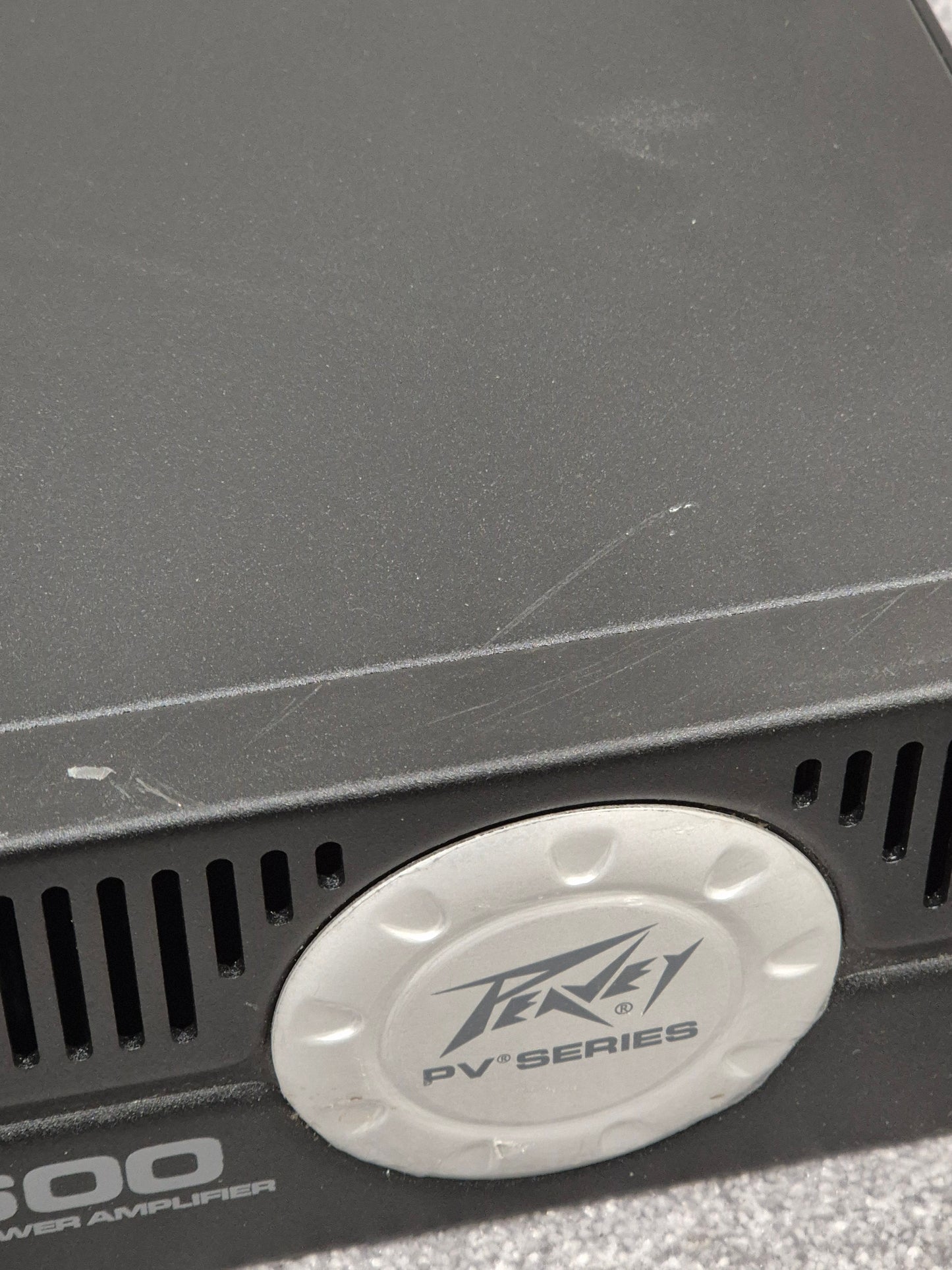 Peavey PV 2600 - Powerful 2-Channel Power Amplifier