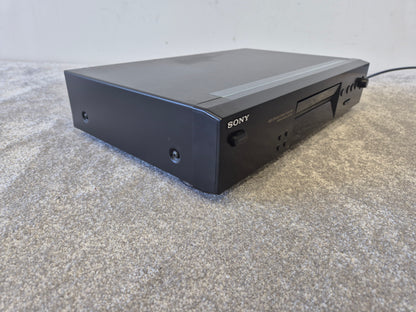 Sony CDP-XE370 - Compact Disc Player - Black