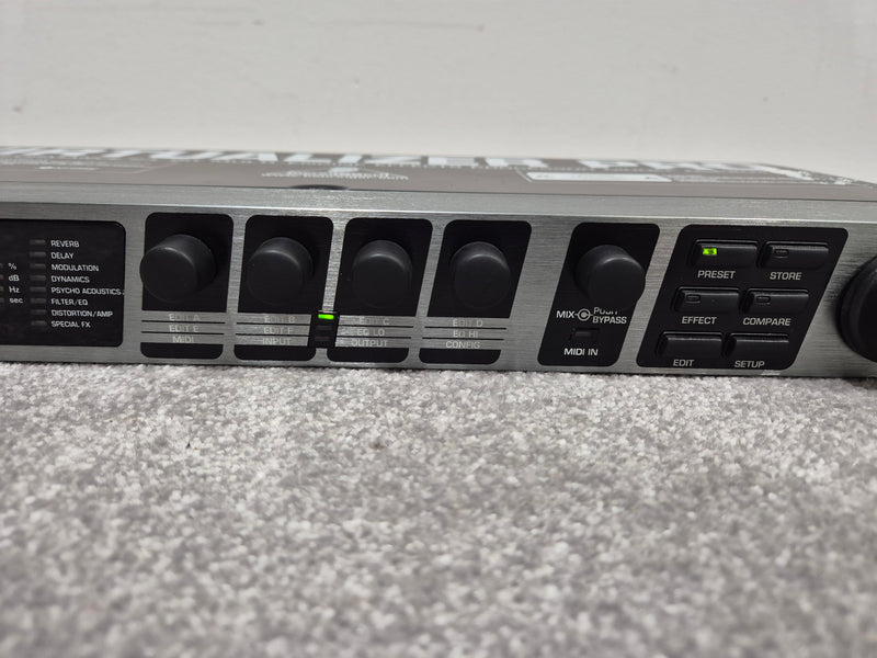 Behringer Virtualizer Pro DSP2024P - Digital Multi-Effects Processor - Image 3